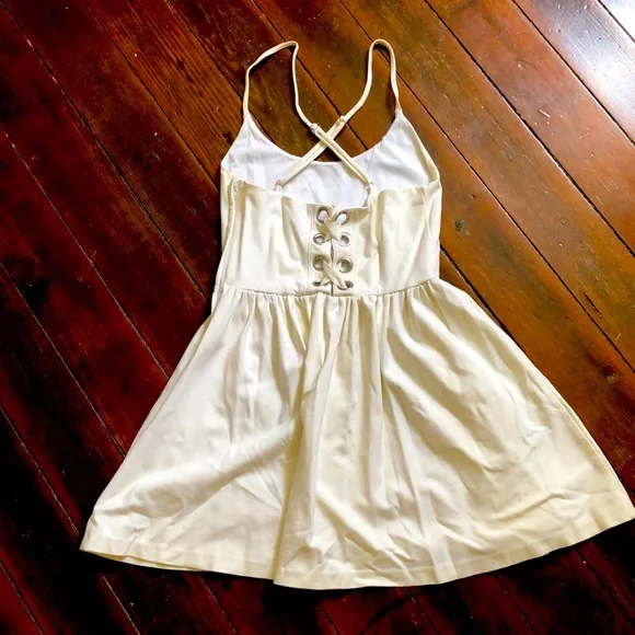 White Summer Dress. - Picture 2 of 3